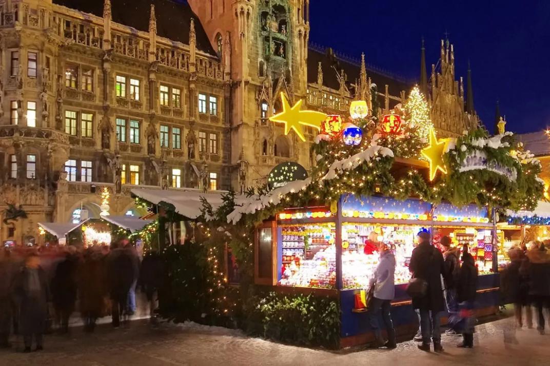 Munich Christmas Market at Marienplatz - christkindlmarkt-muenchen.de