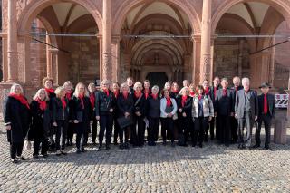 Chor des Amtsgerichts München e.V. Im Chor des Amtsgerichts München singen um die 50 Rechtspflegerinnen und Staatsanwälte, Geschäftsstellenverwalter, Richterinnen und Rechtsanwälte sowie Angehörige anderer, meist justiznaher Berufe.