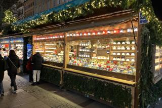 Der Standl von Thomas Simmerlein mit Tiffanyglas-Artikeln