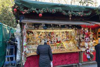 Der Standl von Andrea Földes mit Christbaumschmuck Der Standl von Andrea Földes mit Christbaumschmuck