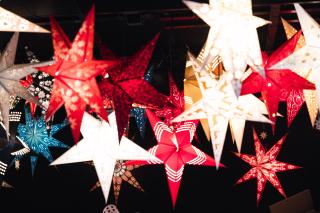 Leuchtsterne auf dem Münchner Christkindlmarkt