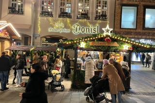 Der Glühweinstand von Stefan Grill Der Glühweinstand von Stefan Grill