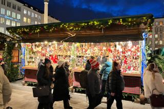 Der Standl mit Stroh- und Kunstgewerke von Renate Branse und Sandra Hümmer Der Standl mit Stroh- und Kunstgewerke von Renate Branse und Sandra Hümmer
